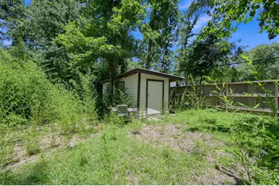 210 Harris Boulevard, Conroe, TX 77301 - Photo 27