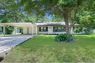 210 Harris Boulevard, Conroe, TX 77301 - Photo 1