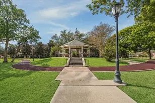 507 Blue Willow Dr, Houston, TX 77042 - Photo 47