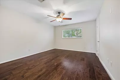 507 Blue Willow Drive, Houston, TX 77042 - Photo 23