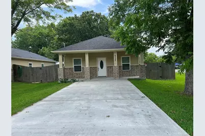 4733 16th Street, Bacliff, TX 77518 - Photo 1