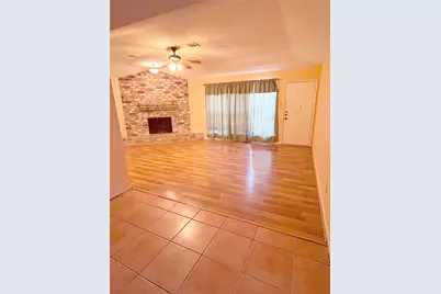 7931 Southmeadow Drive, Houston, TX 77071 - Photo 3