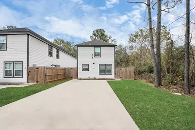 6004 Wedgefield Street #A/B, Houston, TX 77028 - Photo 23