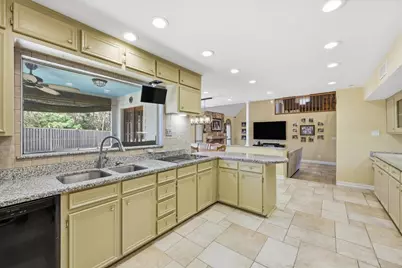 4712 Frost, Orange, TX 77630 - Photo 17