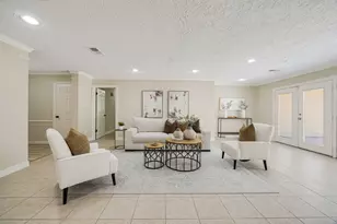 2811 Quincannon Ln, Houston, TX 77043 - Photo 5