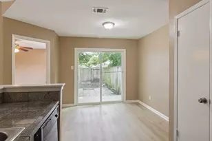 23511 Tree House Ln, Spring, TX 77373 - Photo 9