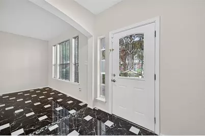 8419 Spotslyvania Ln, Houston, TX 77083 - Photo 5