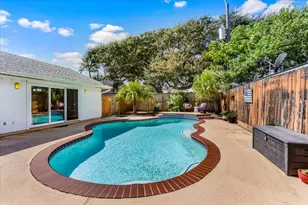 3411 Dominique Dr, Galveston, TX 77551 - Photo 41