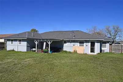 407 Rorem Avenue, Palacios, TX 77465 - Photo 21