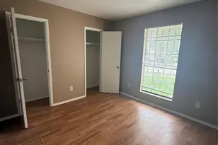 8323 Wilcrest Dr, Houston, TX 77072 - Photo 5