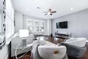 11027 Acorn Falls Dr, Houston, TX 77043 - Photo 5