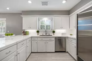 13702 Alchester Ln, Houston, TX 77079 - Photo 15