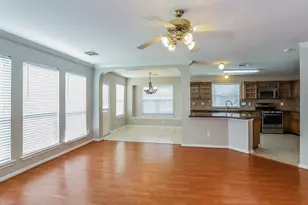 4223 Pathway Ct, Fresno, TX 77545 - Photo 5