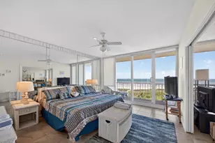 1401 E Beach Dr, Galveston, TX 77550 - Photo 11