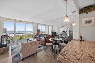 1401 E Beach Dr, Galveston, TX 77550 - Photo 5