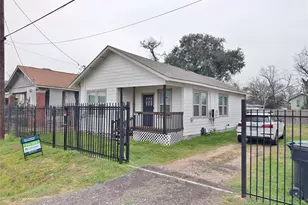 1217 Campbell St, Houston, TX 77009 - Photo 3