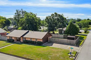 12202 Palmcroft St, Houston, TX 77034 - Photo 3