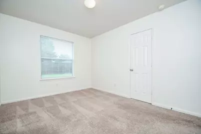13911 Sorrel Grove Court, Houston, TX 77047 - Photo 11