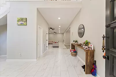 48 Bayou Pointe Drive, Houston, TX 77063 - Photo 9