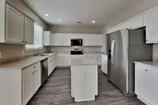 8002 Weeping Willow Pl, Missouri City, TX 77459 - Photo 5