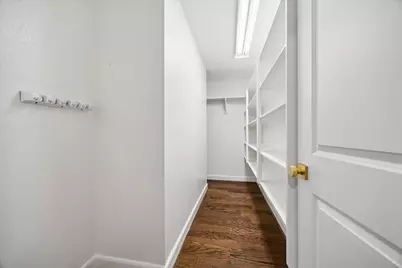 10423 Barwood Drive, Houston, TX 77043 - Photo 21
