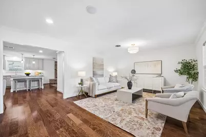 10423 Barwood Drive, Houston, TX 77043 - Photo 7