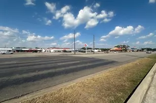 202 E Boling Hwy, Wharton, TX 77488 - Photo 3