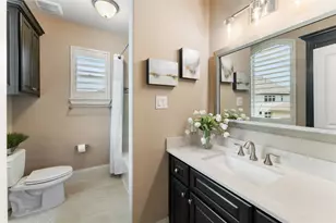 1102 Oyster Bank Cir, Sugar Land, TX 77478 - Photo 25