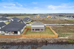 9919 Goliad Dr, Mont Belvieu, TX 77523 - Photo 21