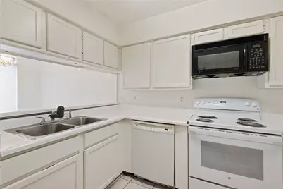 11217 Briar Forest Drive, Houston, TX 77042 - Photo 9
