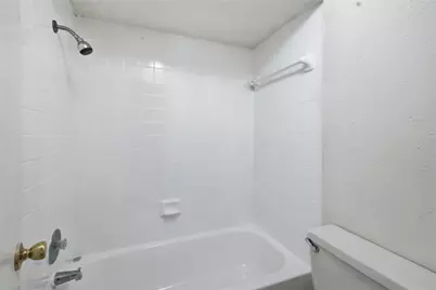 11217 Briar Forest Drive, Houston, TX 77042 - Photo 17