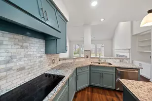 1123 Summer Brook, Sugar Land, TX 77479 - Photo 17