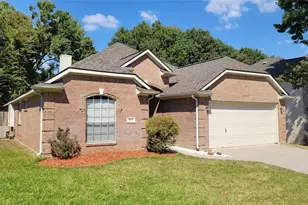 3825 Evergreen Way, Montgomery, TX 77356 - Photo 3