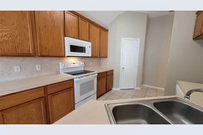 3825 Evergreen Way, Montgomery, TX 77356 - Photo 15
