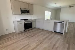 10475 Sugar Ml Dr, Conroe, TX 77306 - Photo 5