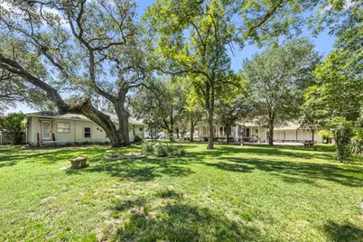 236 Preston Street, Columbus, TX 78934 - Photo 43