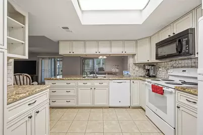 14911 Wunderlich Drive #1205, Houston, TX 77069 - Photo 9