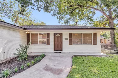 1510 N San Jacinto Street, Conroe, TX 77301 - Photo 3