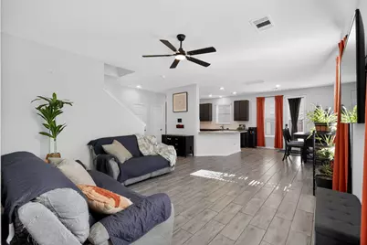 15618 Cliffside Arbor Lane, Houston, TX 77044 - Photo 11