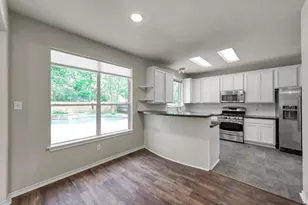 10 Teakwood Pl, The Woodlands, TX 77384 - Photo 15