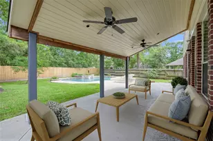 10 Teakwood Pl, The Woodlands, TX 77384 - Photo 3