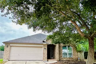 5643 Walnut Glen Ln, Rosenberg, TX 77471 - Photo 1