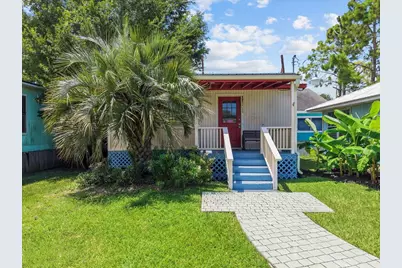 424 Grand Avenue, Bacliff, TX 77518 - Photo 1