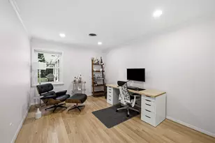10131 Whiteside Ln, Houston, TX 77043 - Photo 17
