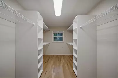 10131 Whiteside Lane, Houston, TX 77043 - Photo 27