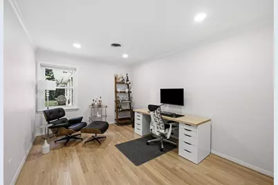 10131 Whiteside Lane, Houston, TX 77043 - Photo 19