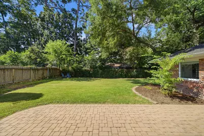 10131 Whiteside Lane, Houston, TX 77043 - Photo 35