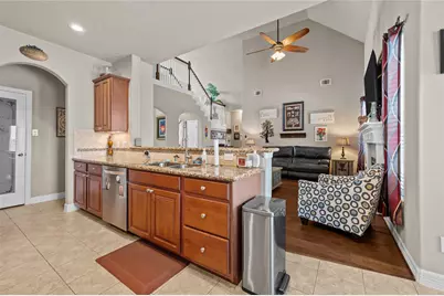 9723 Suffolk Downs Drive, Mont Belvieu, TX 77523 - Photo 27