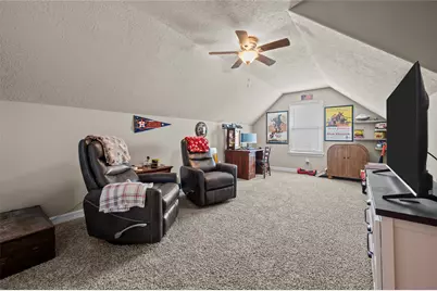 9723 Suffolk Downs Drive, Mont Belvieu, TX 77523 - Photo 37