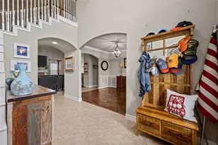 9723 Suffolk Downs Dr, Mont Belvieu, TX 77523 - Photo 21